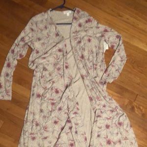 LuLa Roe Sarah duster